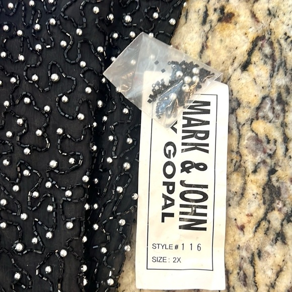 VTG (NWT), Mark & John by Gopal, Stunning Black Beaded Gown,Strap-Back,Size 2X - Picture 2 of 15